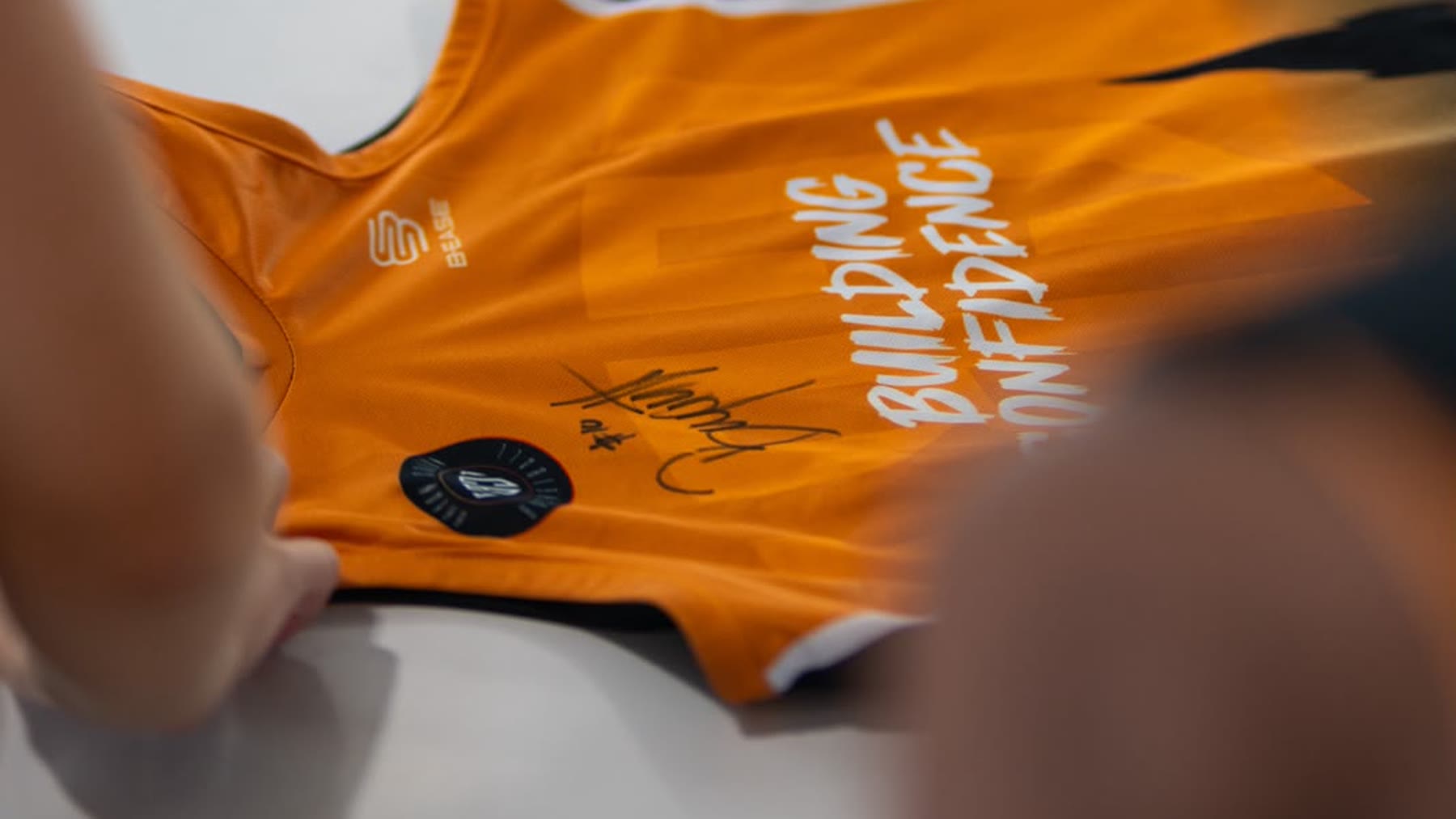 Maillot du camp BC Basket, signe par un joueur